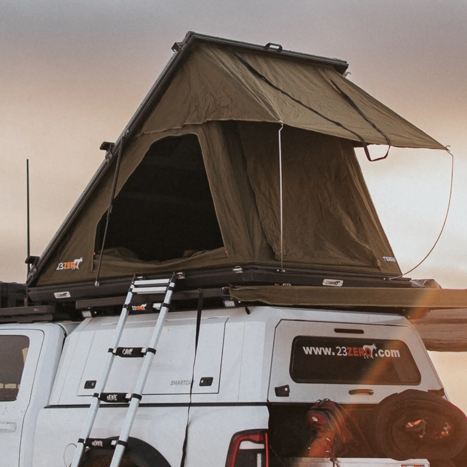 23ZERO Kabari 2.0 Hard Shell Rooftop Tent