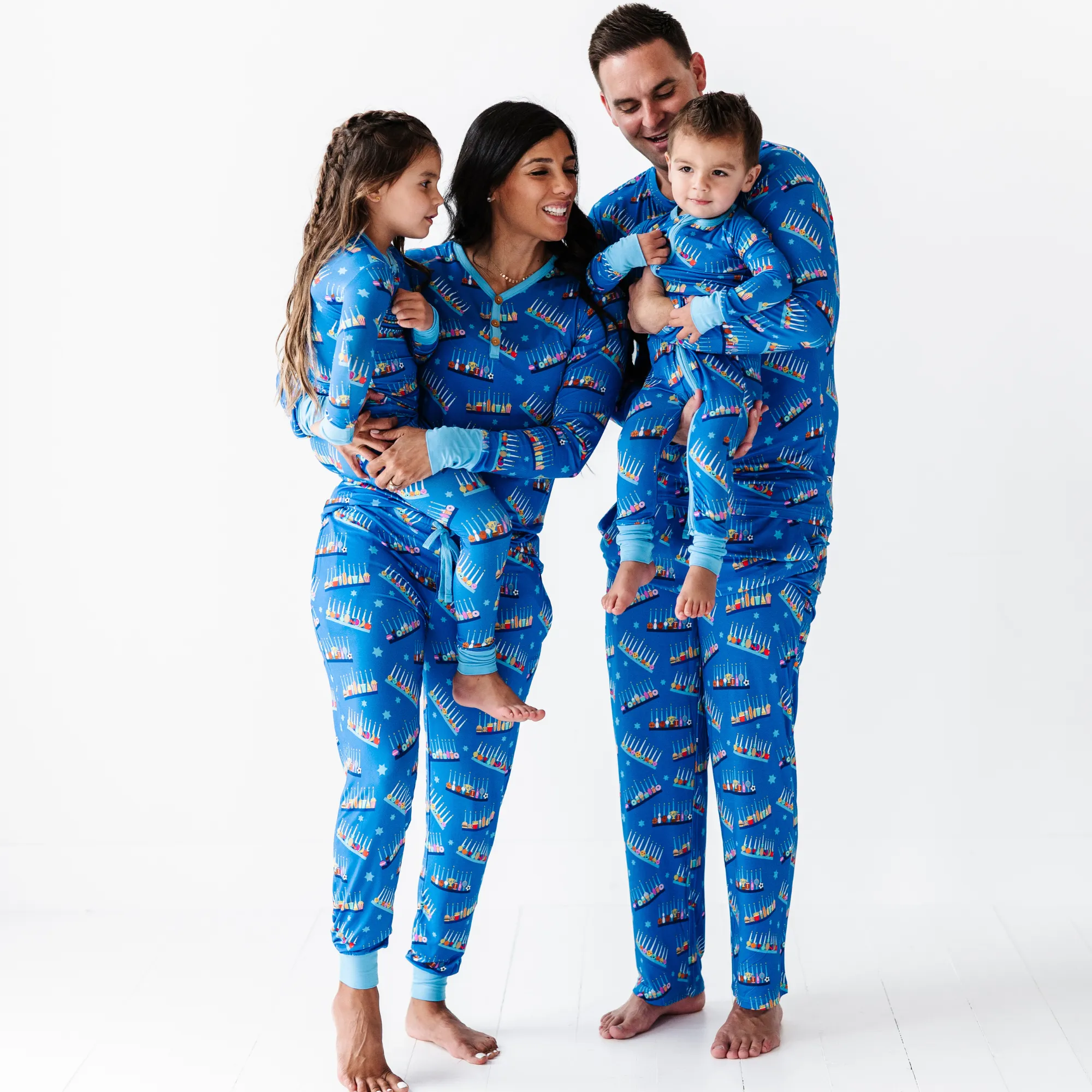 8 Comfy Nights Mens Pajamas Set