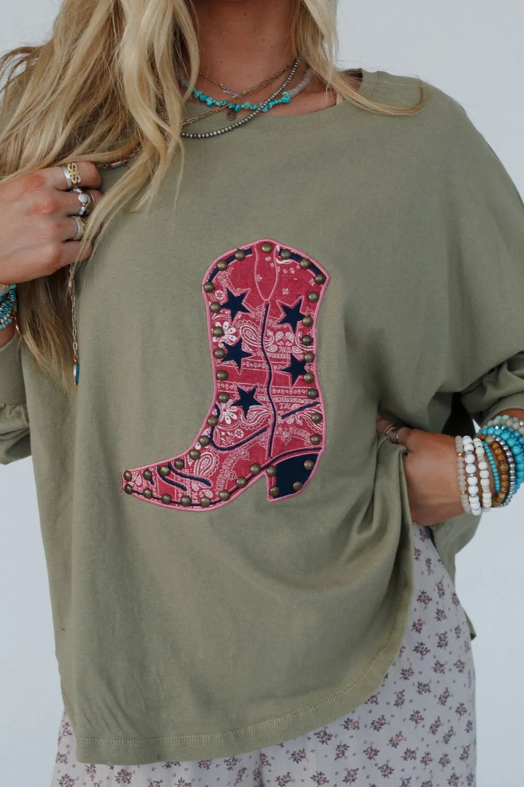 Boot Beauty Patched Top - Olive