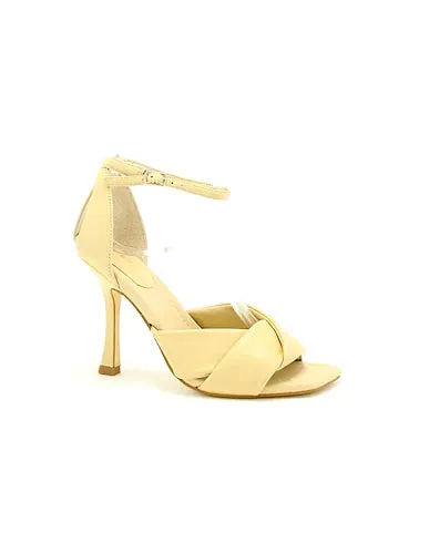 GUESS Cream Funnel Heel Sandal