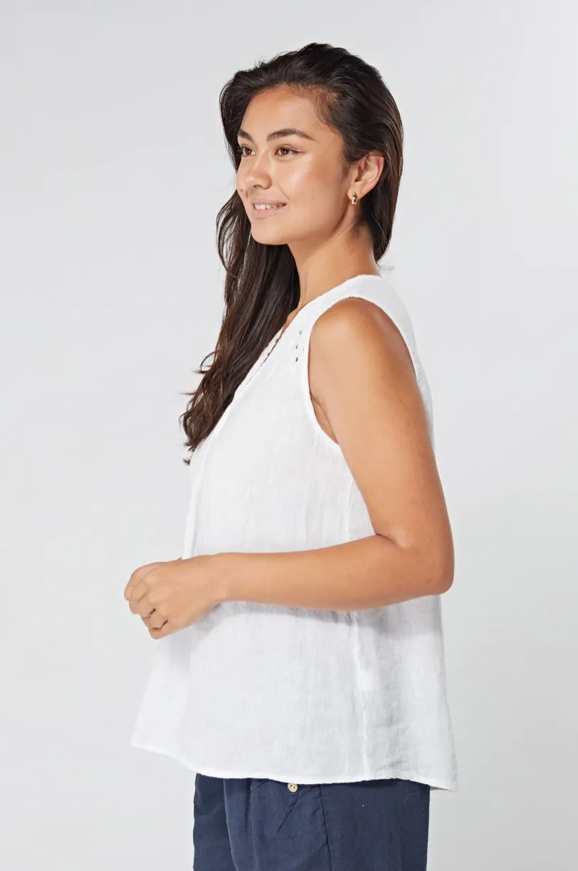 Luca Vanucci tank 2631, lace linen