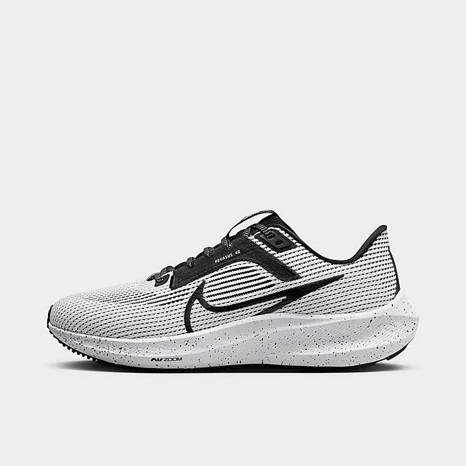 Nike Women's Pegasus 40 Shoes - White / Black