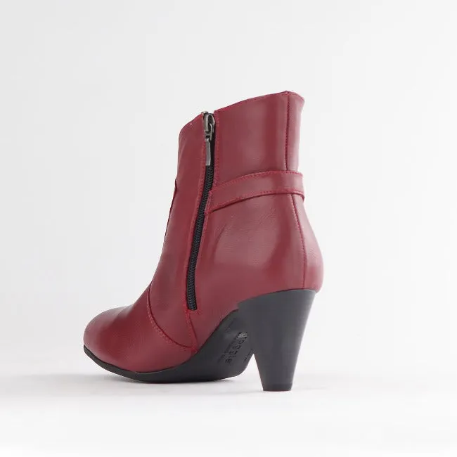 Pointed Ankle Boot in Red - 12486