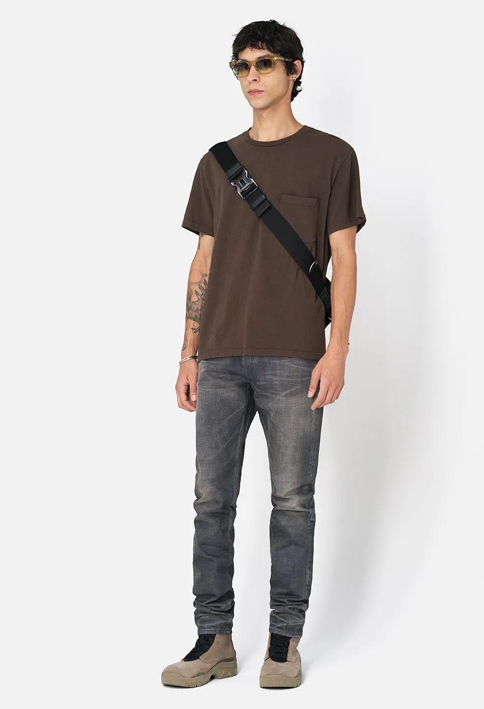 Victura Pocket Tee / Chocolate Brown